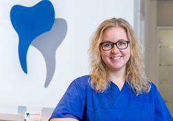 Theresa Linnert - zahnmedizinische Fachangestellte (ZFA)